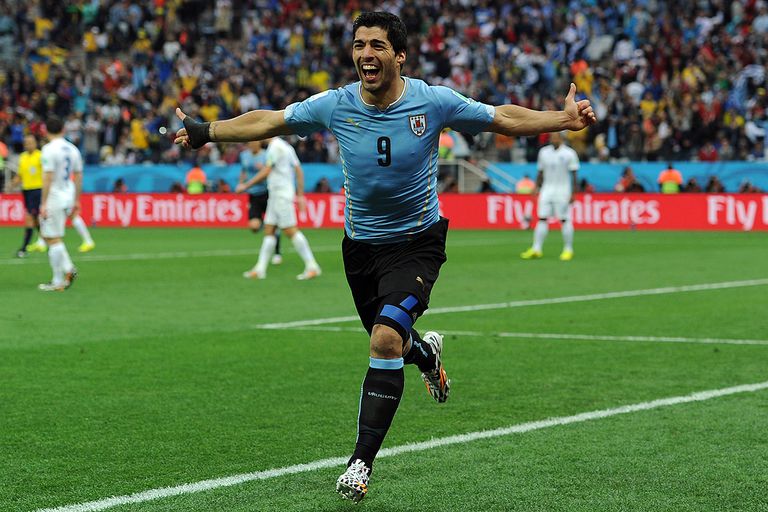 Luis-Suarez-Uruguay-5898df3a3df78caebca8fe0a.jpg