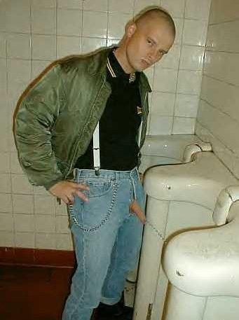 5_tight_jeans_skinhead_at_the_urinals.jpg