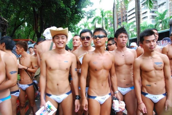 taiwan 2009 gay pride4.jpg
