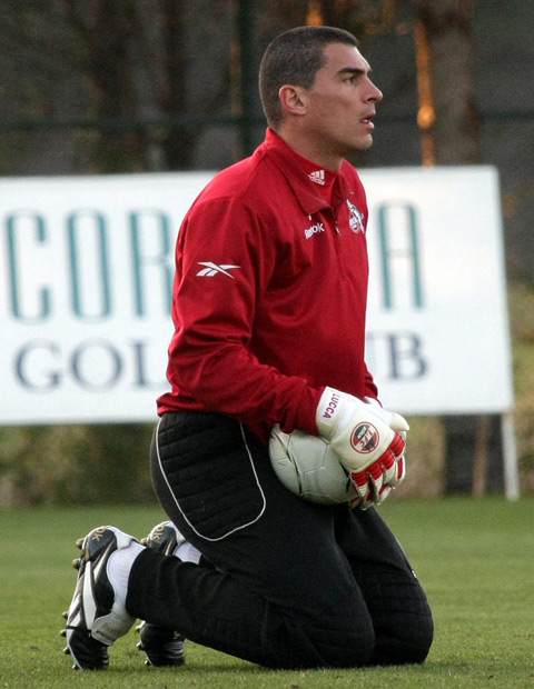 Faryd Mondragon - Soccer Goalkeeper.jpg