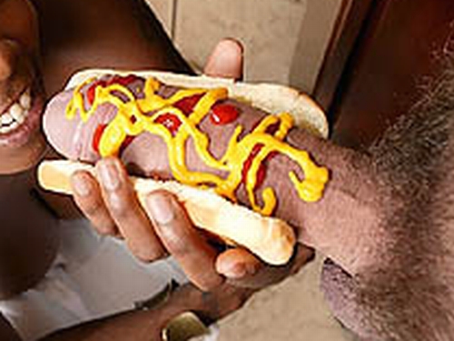 taste_a_penis_hot_dog.jpg