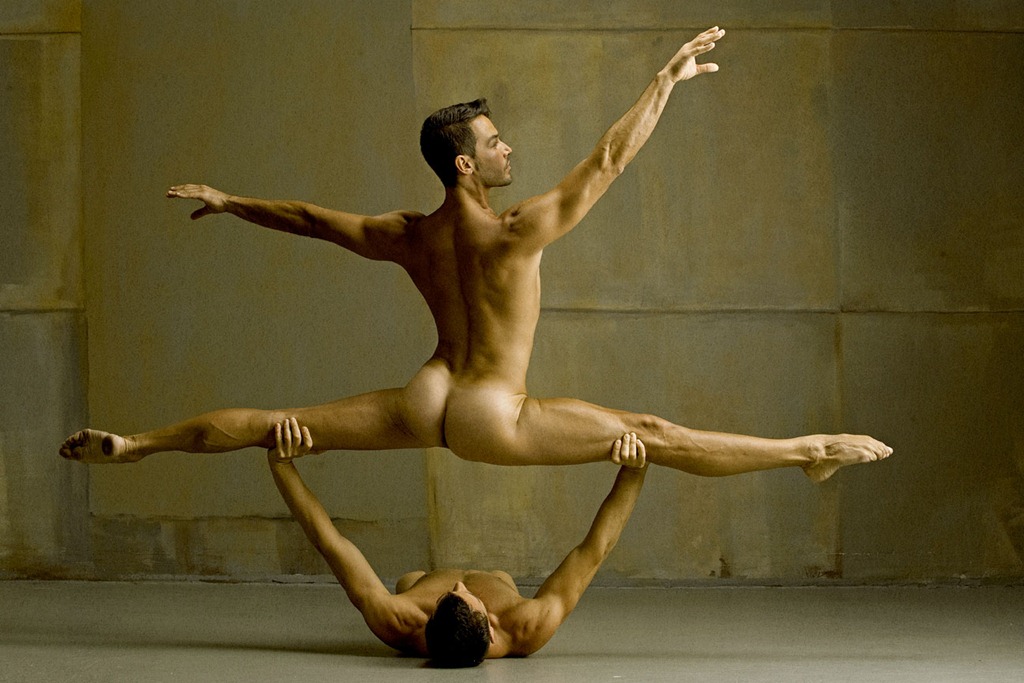 gay-dancers4.jpg