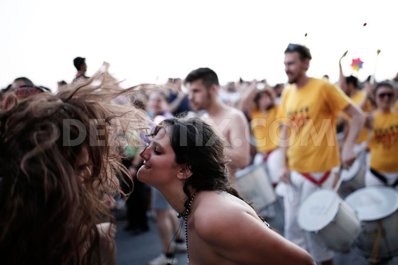 1371359670-second-gay-pride-parade-held-in-thessaloniki-greece_2158301.jpg