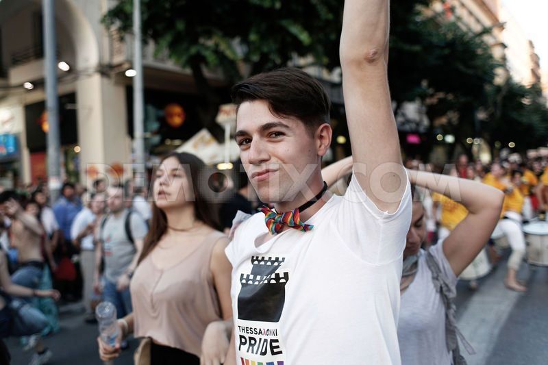 1371359674-second-gay-pride-parade-held-in-thessaloniki-greece_2158285.jpg