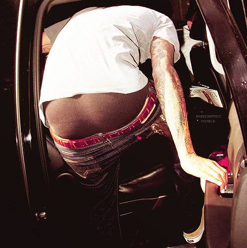 Chris Brown (3).jpg