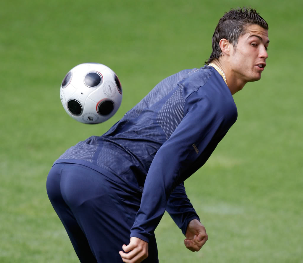Cristiano Ronaldo (2).jpg